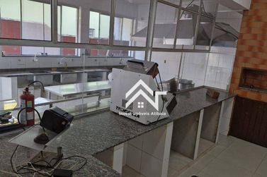 Sal&atilde;o Comercial para alugar - 565m&sup2; - Centro