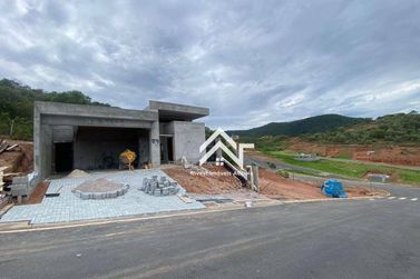 Casa &agrave; venda - 176m&sup2; - Condom&iacute;nio Portal Lamis