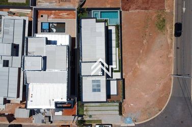 Casa &agrave; venda - 236m&sup2; - Condom&iacute;nio Vista da Serra