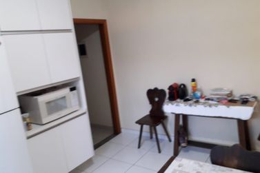 Casa &agrave; venda - 180m&sup2; - JARDIM CEREJEIRAS
