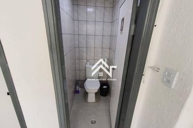 Sal&atilde;o Comercial para alugar - 224m&sup2; - Centro