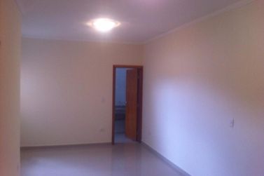 Apartamento para alugar - 75m&sup2; - ALVIN&Oacute;POLIS