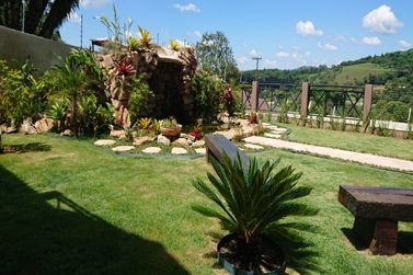 Ch&aacute;cara &agrave; venda - 600m&sup2; - VALE DOS PINHEIROS