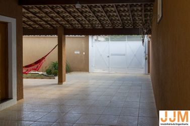 Casa &agrave; venda - 219m&sup2; - Jardim dos Pinheiros