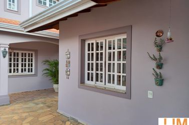 Casa &agrave; venda - 343m&sup2; - Jardim Itaperi
