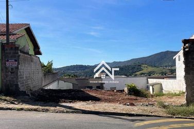 Terreno &agrave; venda - 350m&sup2; - Jardim do Lago