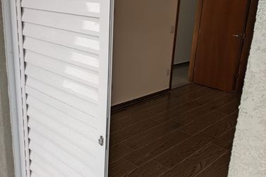 Casa &agrave; venda - 130m&sup2; - JARDIM MARISTELA