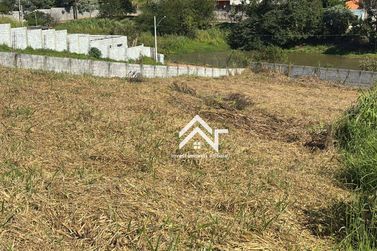 Terreno &agrave; venda - 900m&sup2; - Jardim Centen&aacute;rio