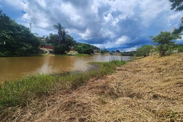 Terreno &agrave; venda - 970m&sup2; - Pinheirinho