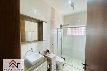 Casa &agrave; venda - 244m&sup2; - Jardim do Lago