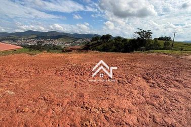 Terreno &agrave; venda - 830m&sup2; - Alto da Floresta Residencial