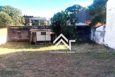 Terreno &agrave; venda - 500m&sup2; - Centro