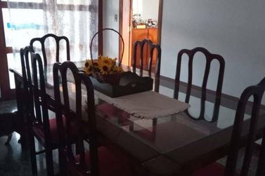 Casa &agrave; venda - 400m&sup2; - Jardim Siriema