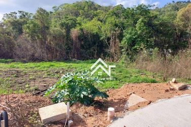 Terreno &agrave; venda - 360m&sup2; - Condom&iacute;nio Ecoville Residence Atibaia