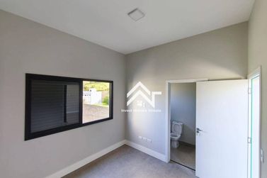 Casa &agrave; venda - 193m&sup2; - Loteamento Parque Residencial Serras de Atibaia II