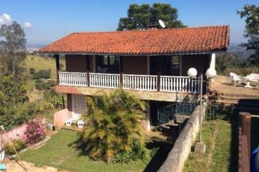 Ch&aacute;cara &agrave; venda - 720m&sup2; - Atibaia Belvedere