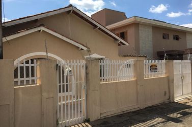 Casa para alugar - CENTRO