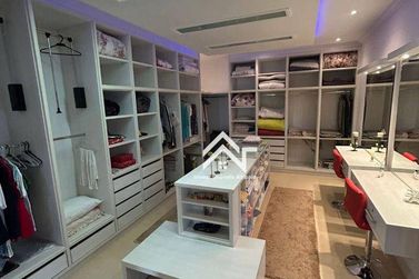 Casa &agrave; venda - 450m&sup2; - Condom&iacute;nio Shambala I