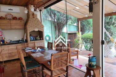 Casa &agrave; venda - 250m&sup2; - Jardim Paulista