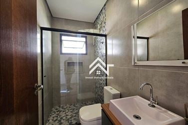 Casa &agrave; venda - 234m&sup2; - Loteamento Parque Residencial Serras de Atibaia II