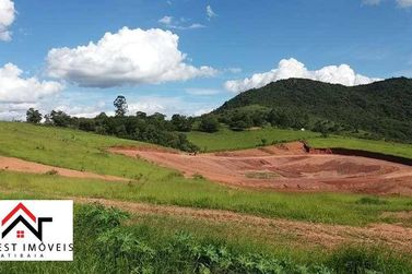 Terreno &agrave; venda - 626m&sup2; - Jardim dos Pinheiros