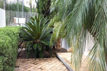 Casa &agrave; venda - 2160m&sup2; - Itaperi