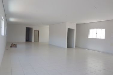Sala Comercial para alugar - 240m&sup2; - Jardim Cerejeiras