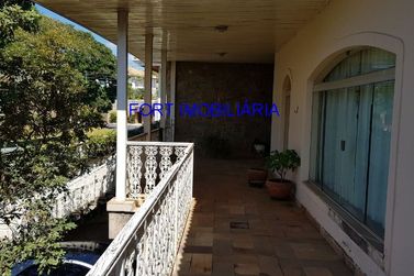 Casa &agrave; venda - 550m&sup2; - VILA SANTISTA
