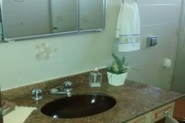 Casa &agrave; venda - 1000m&sup2; - Jardim das Flores