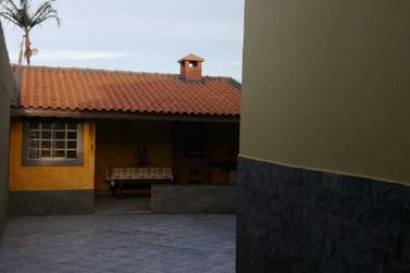 Casa &agrave; venda - 180m&sup2; - JARDIM CEREJEIRAS