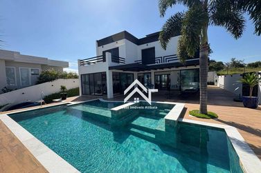 Casa &agrave; venda - 365m&sup2; - Condom&iacute;nio Shambala III
