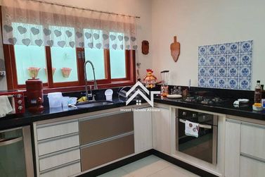 Casa &agrave; venda - 250m&sup2; - Jardim Paulista