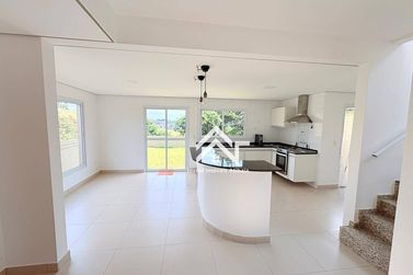 Casa para alugar - 135m&sup2; - Nova Gard&ecirc;nia