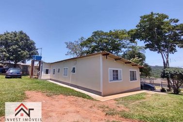 Ch&aacute;cara &agrave; venda - 750m&sup2; - Vila Santa Helena