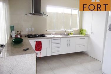 Casa &agrave; venda - 300m&sup2; - CONDOM&Iacute;NIO RESIDENCIAL SHAMBALLA I