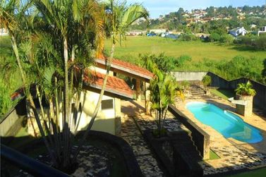 Casa &agrave; venda - 1667m&sup2; - Parque Arco Iris
