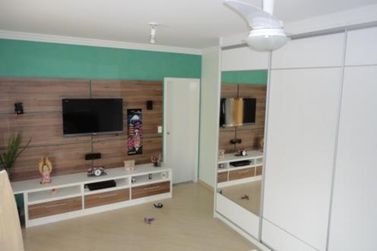 Casa &agrave; venda - 800m&sup2; - Condom&iacute;nio Porto Atibaia
