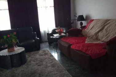 Casa &agrave; venda - 400m&sup2; - Jardim Siriema