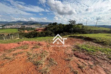 Terreno &agrave; venda - 830m&sup2; - Alto da Floresta Residencial