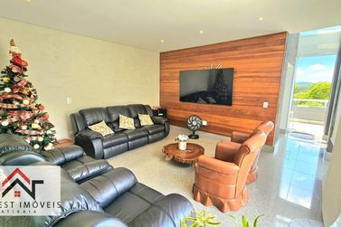 Casa &agrave; venda - 380m&sup2; - Country Felix