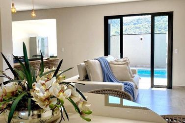 Casa &agrave; venda - 190m&sup2; - Ribeir&atilde;o dos Porcos