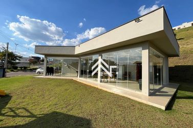 Terreno &agrave; venda - 360m&sup2; - Jardim Colina do Sol
