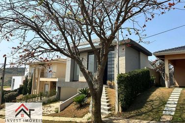 Casa &agrave; venda - 304m&sup2; - Figueira Garden