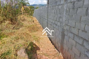 Terreno &agrave; venda - 750m&sup2; - Jardim Est&acirc;ncia Brasil