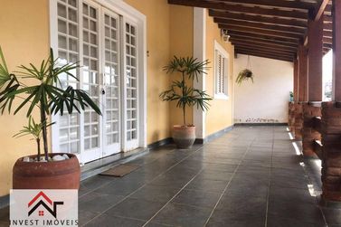 Casa &agrave; venda - 370m&sup2; - Jardim Maristela