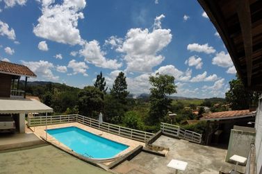 Casa &agrave; venda - 250m&sup2; - Condominio Portal dos Nobres
