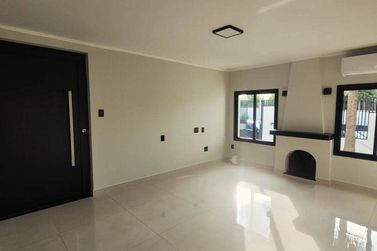 Casa &agrave; venda - 342m&sup2; - Nova Gard&ecirc;nia