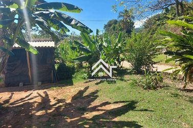 Ch&aacute;cara &agrave; venda - 2170m&sup2; - Vit&oacute;ria R&eacute;gia