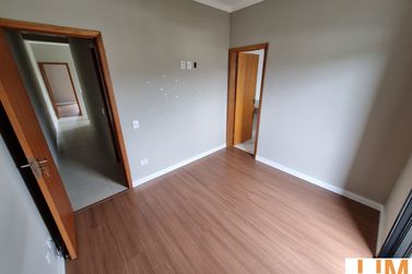 Casa &agrave; venda - 115m&sup2; - Jardim do Lago