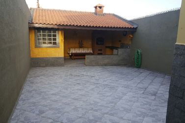 Casa &agrave; venda - 180m&sup2; - JARDIM CEREJEIRAS